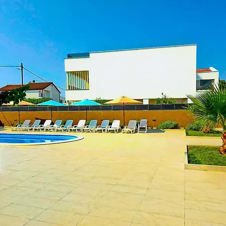 & Pool Retreat Villa