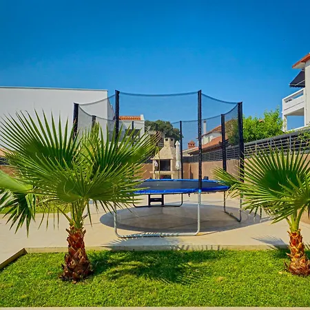 Appartement Pool Retreat Bibinje