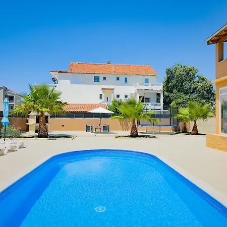 Lucija Retreat - With Pool,