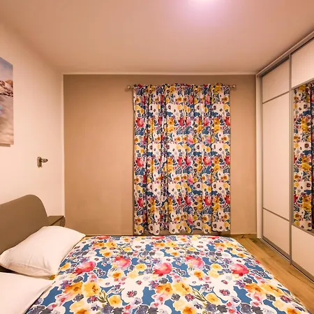 Lucija Retreat - With Pool, * 비빈제